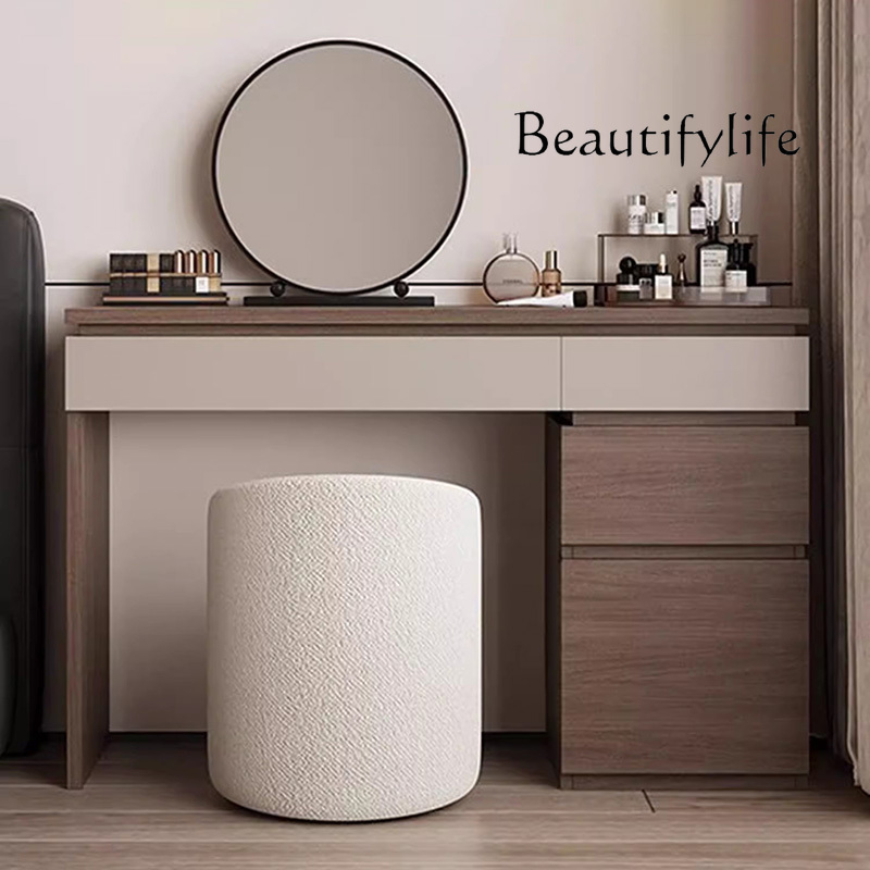 Makeup Beauty Lounge - Meja Rias Kayu X Modern untuk