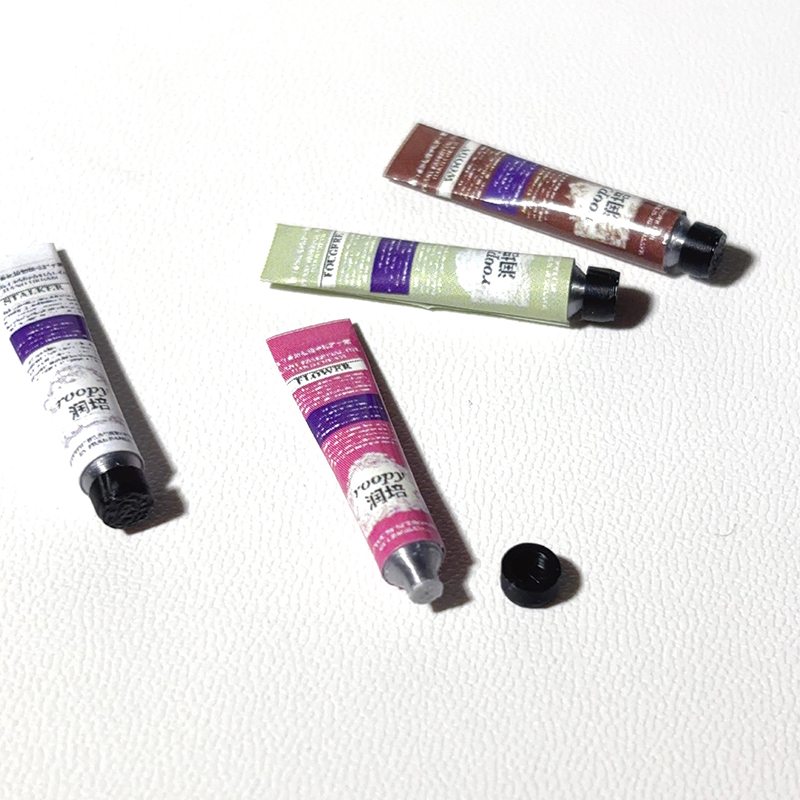 2 Buah Dekorasi Miniatur Adega - Makeup Beauty House ulasan dan harga